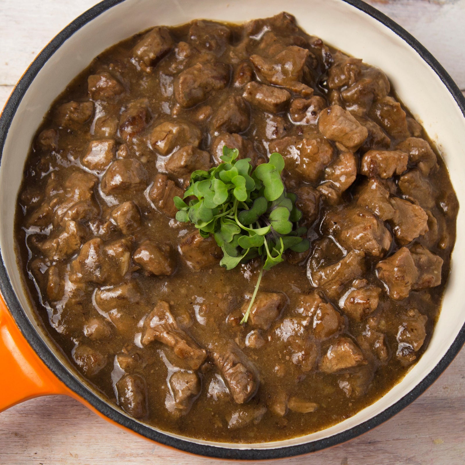 PICADINHO DE FILÉ NA PONTA DA FACA